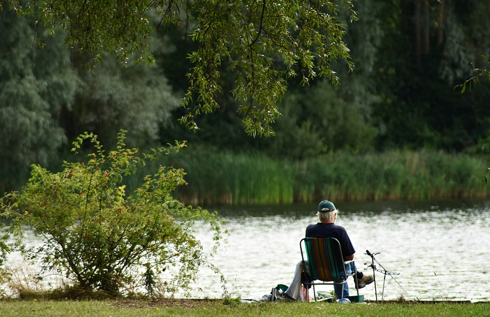 fisherman-3801034_960_720