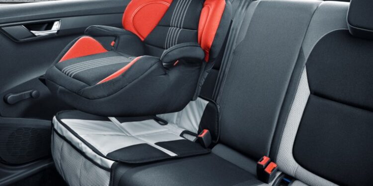 Co by v autě nemělo chybět pro bezpečnou jízdu?