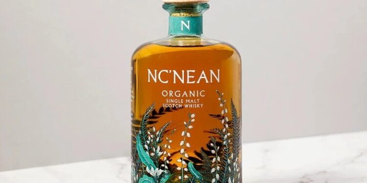 Když velké zážitky přicházejí v malém balení: svět miniatur alkoholu